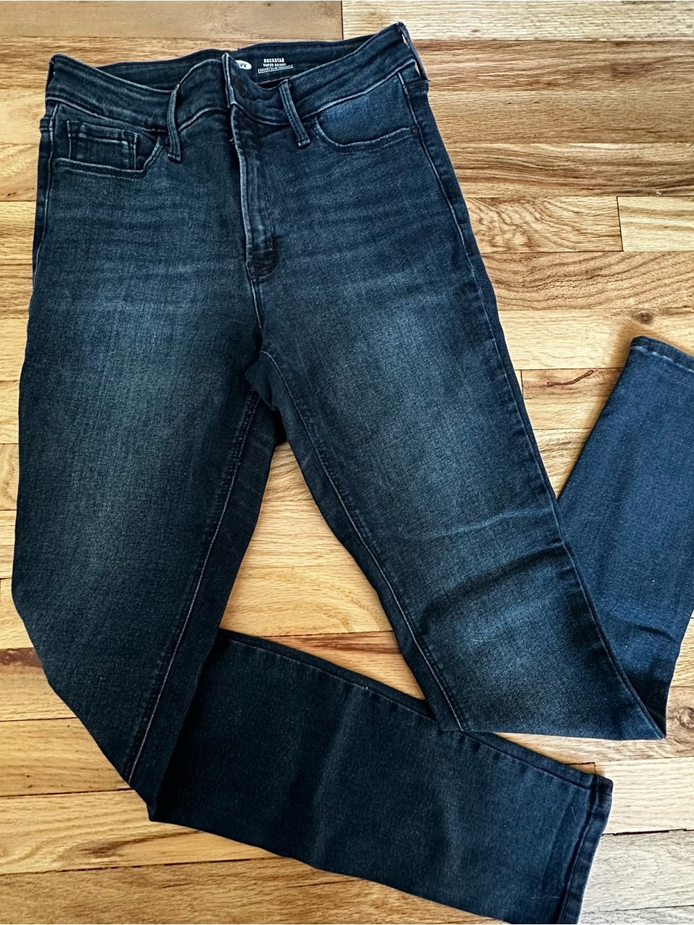 Old Navy Women's Rockstar Super Skinny High Waist Jeans, Dark Blue Wash, Size 8